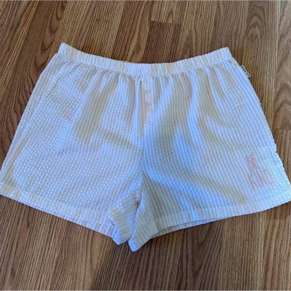 Rae Dunn Cream Textured Fabric - Picture 2 of 3